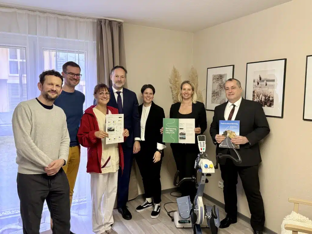 SNS und Sparkasse Leipzig unterstützen das AWO Seniorenzentrum Markkleeberg mit innovativem Bike Labyrinth